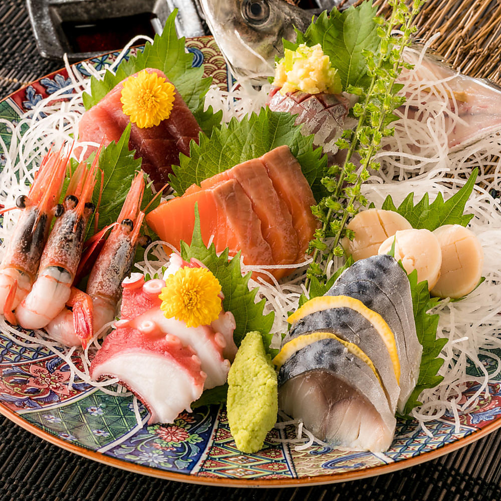期間限定で豪華なプランを実施中！新鮮な食材を惜しみなく使用した、料理長自慢の料理をお届け！