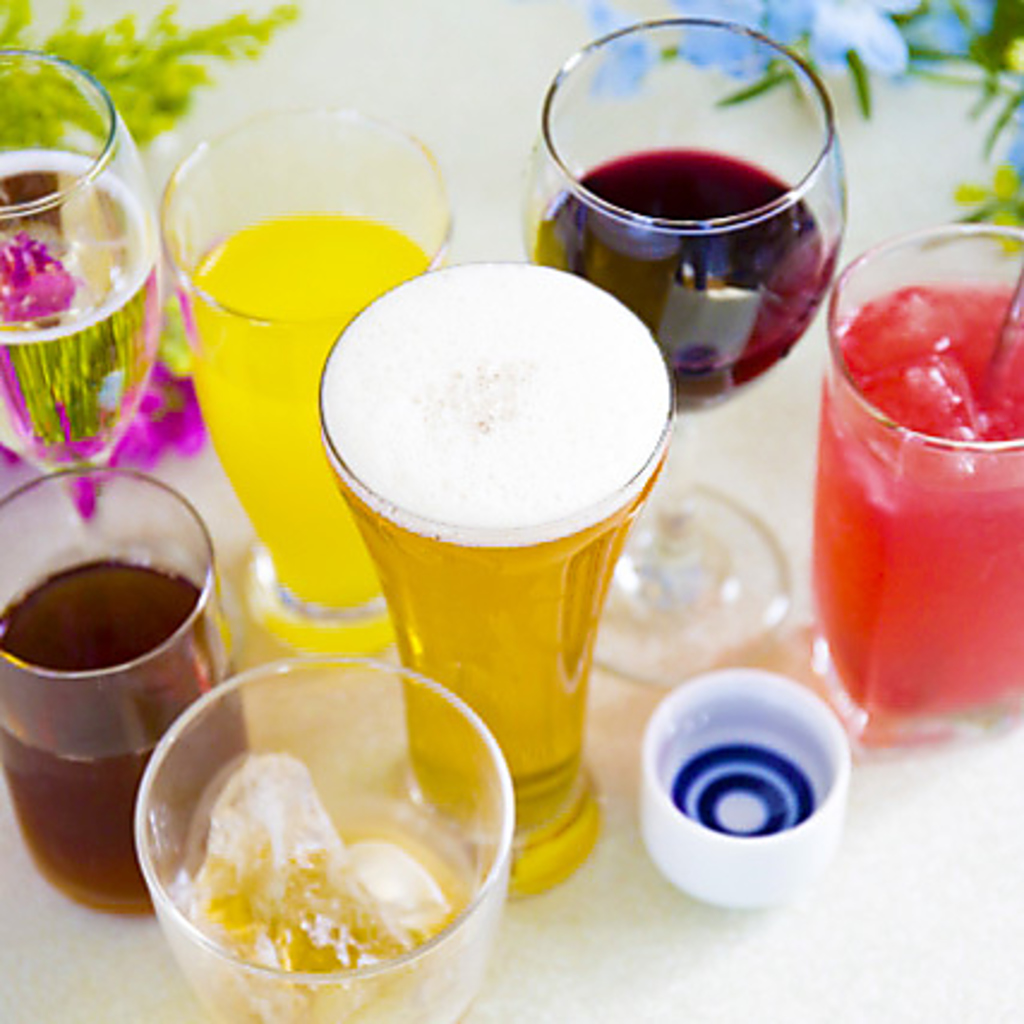 リキュールとソフトドリンクを自由にお選びいただき、あなた好みのカクテルをお楽しみいただけます♪