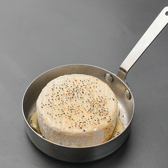 カマンベールチーズはちみつかけ