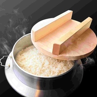 羽釜で炊いたご飯がいつでも食べ放題