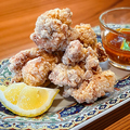 料理メニュー写真&nbsp;はまゆう鶏もも唐揚げ　特製油淋鶏ダレ
