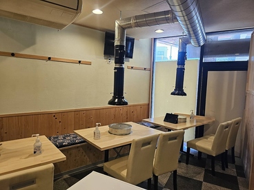炭火焼肉はじめの雰囲気1