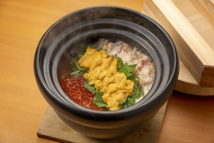 ズワイガニ・ウニ・イクラの土鍋ご飯 一人前