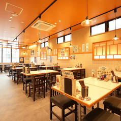 JR横須賀線「逗子」駅・京急逗子線「逗子・葉山」駅からスグ♪ランチ・晩ごはん・ちょい飲みなど様々なシーンでご利用いただけます。テーブル席は人数に合わせて調整できます！少人数にも団体様にも対応可能！