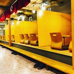 2Fは掘りごたつ席。ずらっと並んだ6名席の他、小上がり席もあるんです！