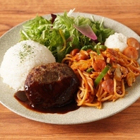 人気の洋食をコンボで一気に楽しむStarsの欲張りランチ