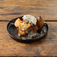 北海道雪室熟成メークインの藁焼き　トリュフバター