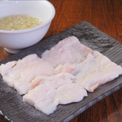 ＼黒松の名物メニュー／【ホルモンの明石焼き】の写真