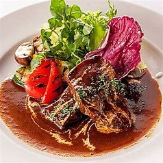 牛タンのマルサラ酒煮込み