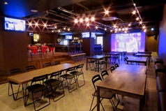 カウンター席で楽しいひとときを過ごしませんか？ダーツを完備しており、盛り上がる二次会や女子会にもぴったりです。