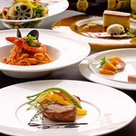 ディナーコースは、様々なプランをご用意してます。恋人や家族と、ゆったりとしたディナータイムを。