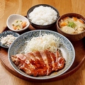 料理メニュー写真&nbsp;厚切り豚の生姜焼き定食