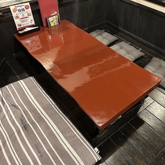 5名様～8名様までご利用可能な掘りごたつ席です♪