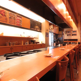 「はこべ」のこだわりは何と言っても、長年使い込まれてきた鉄板です♪創業から四代にわたり、数え切れないほどのお好み焼きを焼き上げてきた鉄板には、伝統の旨味が染み付いています。この鉄板で焼くからこそ、外はカリッと中はふんわりとした理想的な仕上がりになります。