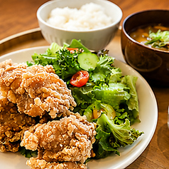 からあげランチ※デザート・フリードリンク付き