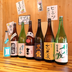 豊富なお酒と料理の絶妙なペアリングを楽しむひととき