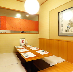 落ち着いた雰囲気の小上がり。ご家族でのご利用にもオススメです。