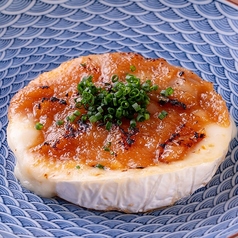 カマンベールチーズの葱味噌焼き