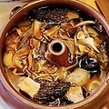 料理メニュー写真&nbsp;山きのこ薬膳蒸し鍋鶏