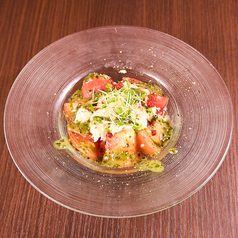 生モッツァレラとトマトのカプレーゼ