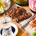 名物の"シロ"は胃を突き刺す旨さッ！フワッとトロッとカリッと仕上げた人気の逸品！ご賞味あれ！