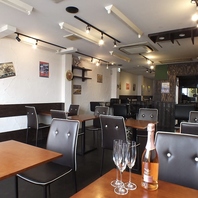 雰囲気バツグン☆難波の夜景を見ながら楽しんで…♪