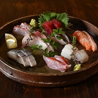 旬の味覚を堪能♪目にも美しい新鮮なネタと一品料理