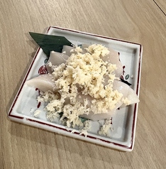 タコの山わさびかけ