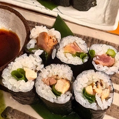 〈かしわ巻き寿司〉もも肉 巻き寿司