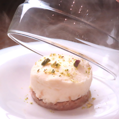 フォトジェニックでネオな創作トロ豚料理に舌鼓♪