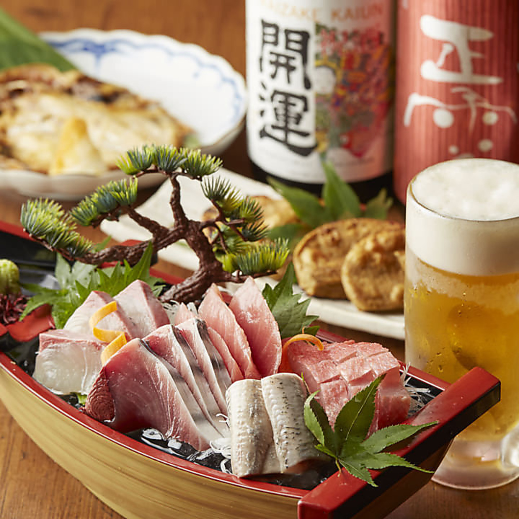港から仕入れた新鮮な素材たちが沢山！是非食べにきてね♪
