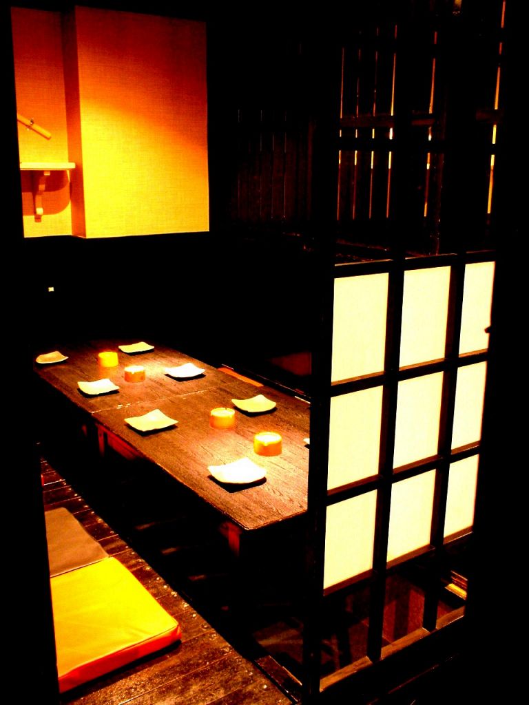 友達や仲間とワイワイ賑わう掘りごたつ個室席！早めの予約がおすすめ♪