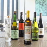 フランスではワインやシードルとともにガレットをいただくのが一般的。当店でもフランス産のシードルやワインを豊富にセレクトしております。ぜひ本場さながらの大人なひとときをお過ごしください。