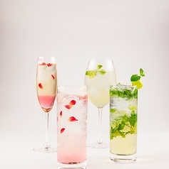 季節限定カクテル販売中！ノンアルコールも！