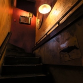 【階段】アンティークな雰囲気から３階へ