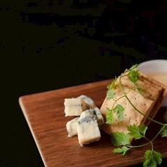 ゴルゴンゾーラ　はちみつ添え