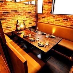 エリア最大規模の大宴会場を完備！皆様お顔を見渡すことができ一体感のあるご宴会が可能！広々とした造りとなっておりますので宴会途中のご移動もスムーズ！まさに幹事様理想の空間です。(本厚木/居酒屋/飲み放題/個室/焼き鳥/しゃぶしゃぶ/牛タン/宴会/女子会/デート/喫煙可)