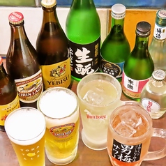 お寿司と一緒にお酒もいただく贅沢な組み合わせ！