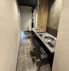 カウンター個室。ぜひ、お楽しみください。