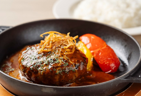 【帯広駅より徒歩1分】　朝食ビュッフェ・ランチ・コースメニューご用意しております