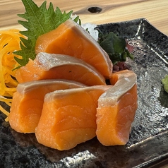 サーモン刺し
