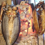 羅臼自社商品【縞ホッケ】左は通常の縞ホッケ。右は超特大縞ホッケ！！自慢の炉端焼きで☆