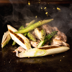 せせりとアスパラの柚子胡椒炒め