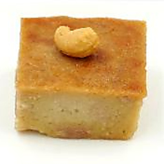 暖かいタロイモケーキ