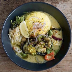 ココナッツミルクたっぷりグリーンカレー