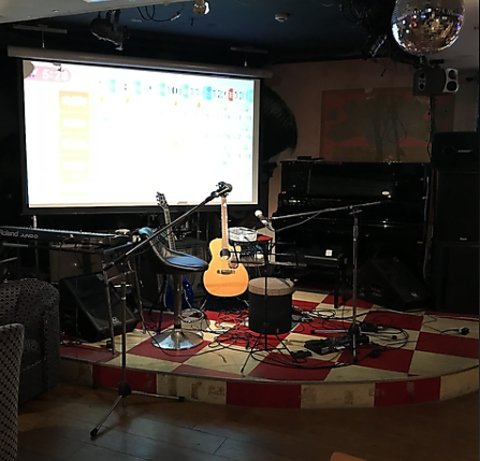 tJIPECuo[ LfB|bv Candy Pop