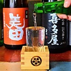 刺身や多彩な九州料理と楽しむ日本酒。