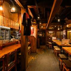 お店の貸切相談も承っております!木の温もりに包まれた広々とした店内を独占して、一体感のある宴会をお楽しみいただけます。会社行事や打ち上げ、地域のお集まりなど、大人数での特別なシーンにぜひご利用ください◎レイアウトなどのご相談も可能ですので、こだわりの空間で思い出に残る素敵なひとときを演出します♪