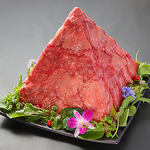 肉のいとう名物の牛たんしゃぶしゃぶのピラミッド盛り♪撮って良し食べて美味しい逸品です。