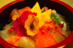 春限定。海鮮花ちらしすし。